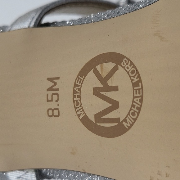 1773- MICHAEL Michael Kors Jessa Mule Pump Color Silver Size 8.5 NWT - Picture 8 of 11